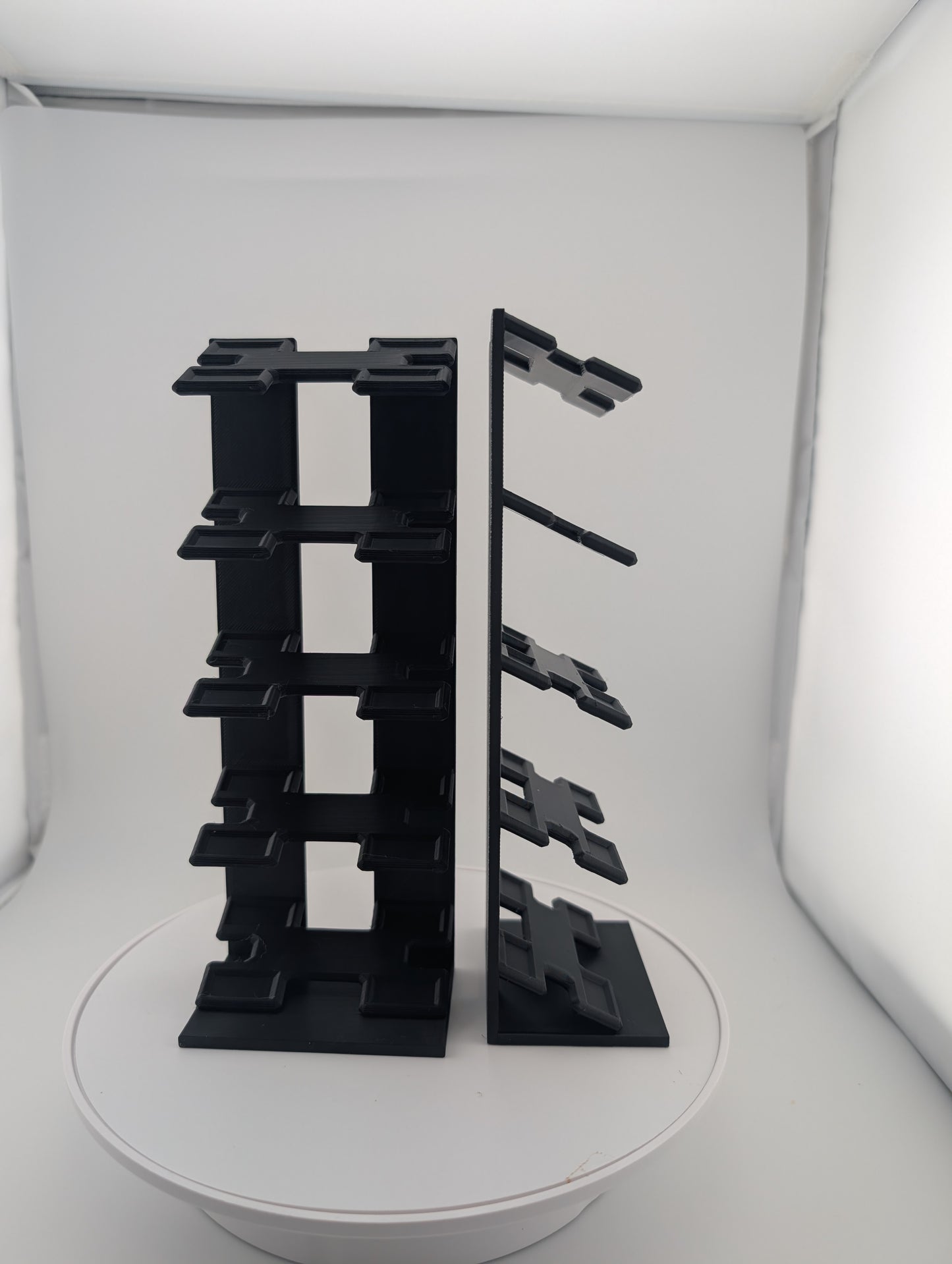 5 car Display with 25 degree angle for 1/64th scale diecast like Hot Wheels, Matchbox and Johnny Lightning