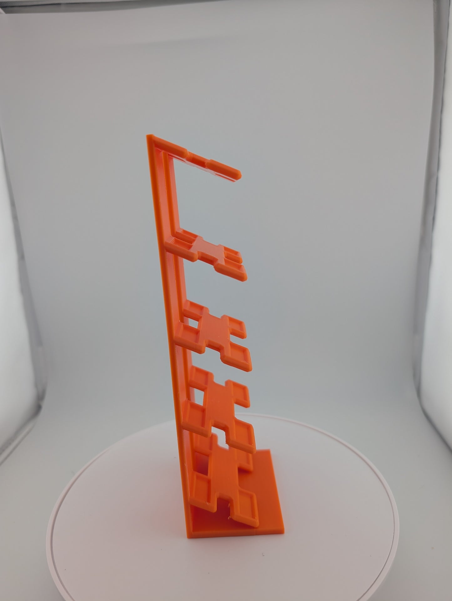 5 car Display with 25 degree angle for 1/64th scale diecast like Hot Wheels, Matchbox and Johnny Lightning