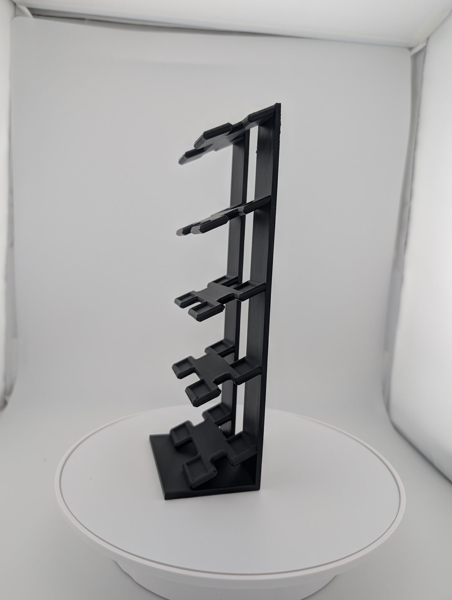 5 car Display with 25 degree angle for 1/64th scale diecast like Hot Wheels, Matchbox and Johnny Lightning